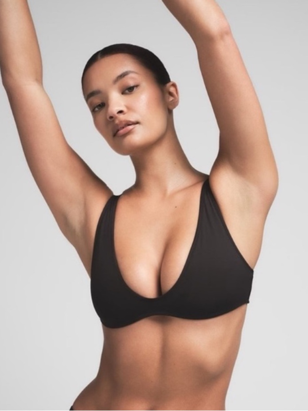 SKIMS NWT Signature Swim Plunge Triangle Top - Onyx